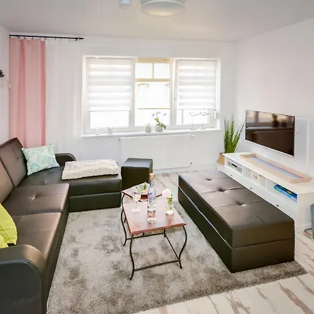 Ziegenmarktidylle Im Zweitaeltesten Haus Von